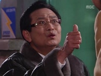 동성삼우국제여행사주 | "첫째 딸 가스중독으로 잃었다"···'하이킥' 교감 선생님이 밝힌 안타까운 가정사 (영상)