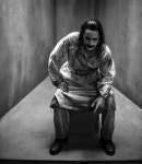 오는 3월 개봉하는 영화에서 긴머리로 치명적인 퇴폐미 내뿜는 자레드 레토의 