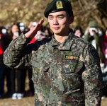 입대 하자마자 후회했던 '군대 후일담' 들려줘 '군필자'들 폭풍 공감산 스타 6인