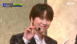 이 시국에 술마시러 다니지마 제스처로 역대급 엔딩요정 등극한 슈주 규현 (영상)