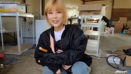 건강 이상으로 방송 중단하더니 어제(22일)자 금발 머리하고 화려하게 복귀한 덕자