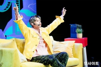 이진혁, 신개념 팬 쇼케이스 성료... 성공적인 컴백 신호탄