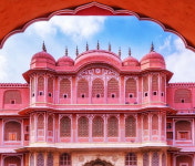 백신 여권 시작되면 연인과 1순위로 가야 할 전 세계 컬러 마을 4곳