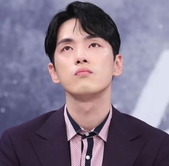 김정현, 여자친구 질문에 여자친구요? 의미심장한 발언