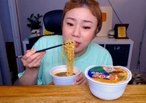 지금 헤어졌다는 팬에 재결합 가능성 있다며 6개월 뒤 위로해주겠다 전한 입짧은햇님