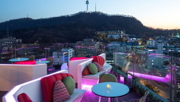 야외 테라스에서 야경 안주 삼아 칵테일 마실 수 있는 분위기 甲 서울 호텔 루프탑 바 4곳