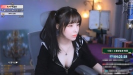 남성팬들에게 받은 별풍선 그대로 모아 천안함 재단에 기부한 아프리카TV 여캠