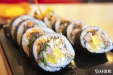 분당 김밥집 식중독 환자 100명 넘었는데 본사 조사 계획 없다는 보건당국