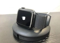 애플워치 찬 채 화장실서 기절한 남성이 눈 뜬 뜻밖의 장소