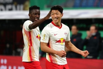 '반다이크도르' 수상자 황희찬 이적 소식에 EPL 울브스 팬들이 보이는 의외의 반응