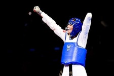 골수암 이겨내고 패럴림픽 태권도 데뷔전서 금메달 딴 덴마크 선수가 검은띠에 새긴 한글