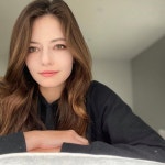 벌써 22살 숙녀된 트와일라잇 벨라 딸 르네즈미 근황 (사진)