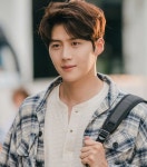 갯마을 차차차 흥행에 몸값 A급 스타만큼 뛴 김선호