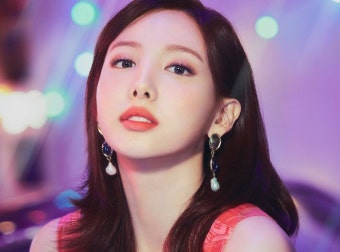 트와이스 나연, 멤버 중 처음으로 '솔로 앨범' 발표...