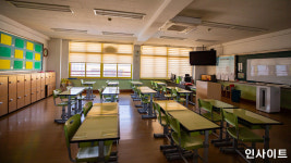 한 학기에 담임선생님만 7명 바뀐 어느 초등학교 3학년 학생들 (영상)