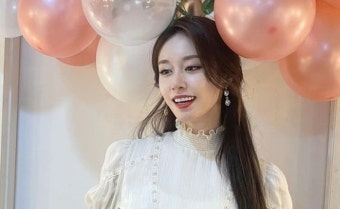 야구선수 황재균이랑 결혼 앞두고 팬들 만나 '눈물' 보인 티아라 지연