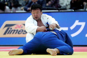 올림픽 금메달리스트 유도 선수, 술 마시고 친구 때려 숨지게 해 징역 16년