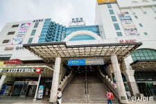 부천역 앞에서 제로투 추는 여캠 못보겠네...아프리카 BJ들 난리났습니다