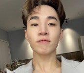 사랑해요 중국 마스크 썼던 헨리, 중국 비하 단어 짱X 쓴 한국인 고소