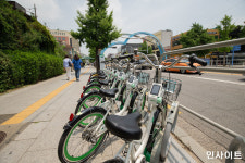 부자들이 사는 아파트 단지에서 따릉이 대여소 철거된다...이유 알면 분노