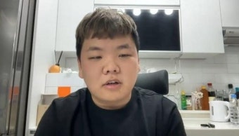 미녀 여캠 우정잉과 여행 다녀온 곽튜브가 우정잉 남성 팬에게 당하고 있는 테러