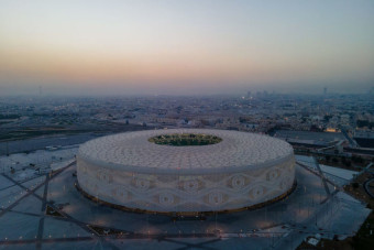 카타르가 오일 머니로 '월드컵 경기장'에 설치한 '이것'...클라스가 다르다 (영상)