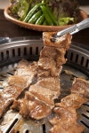 명륜진사갈비 8번 리필한 남자 손님 4명에 상욕한 사장... 손님이 진상vs사장 잘못
