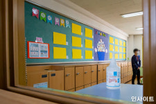 남자 초등학교 선생님 멸종 위기...올해 서울 초등교사 합격자 114명 중 남성은 11명뿐