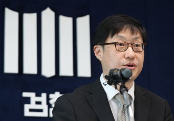 민노총 전현직 간부 4명 '간첩혐의' 구속기소...김정은, '총회장님'으로 불렸다