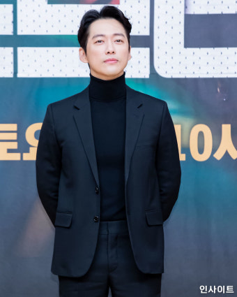 믿고 보는 배우 남궁민의 인생캐는 "'김과장'이다 vs 스토브리그 '백승수'다 vs 연인 '이장현'이다"