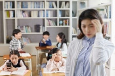 선생님 눈 똑바로 쳐다보며 북대전IC 팔, IC 팔...지적하자 욕 아니잖아요라는 아이