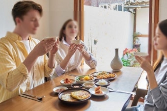 한국 김치 주며 '한궈 파오차이'라 소개한 항저우 아시안게임 식당