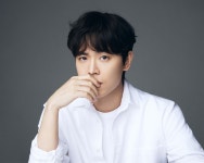 걸스데이 소진, 오랜 연인 배우 이동하와 11월 결혼