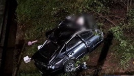 전주서 밤늦게 다리 위 달리던 승용차 5m 아래 철길로 추락...20대 운전자 사망