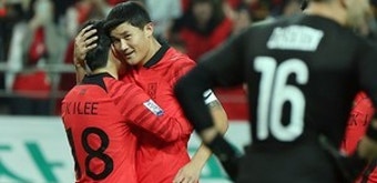클린스만호, 3-0 리드 중...이강인 멀티골에 이어 김민재 헤더 맞고 튀니지 자책골