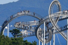 별 가득한 하늘 걷는 스릴 만끽할 수 있는 포항 롤러코스터 산책 계단