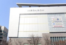 다른 영화관 이용 부탁드린다...메가박스 영통지점 폐점에 수원 시민들이 보인 반응