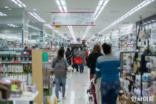 다이소, 토종 한국 기업됐다...2대 주주 일본기업 지분 5000억에 전량 매수