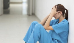 임신 중 투석액 섞던 간호사 아기 낳았더니 무뇌이랑증...태아산재 첫 인정