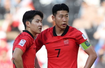 '손흥민X이강인' 화해 사진 본 일본 언론...캡틴에 칭찬 쏟아내고 있다