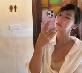 성을 대하는 격의 차이...이범수와 이혼소송 중인 이윤진이 밝힌 충격적인 이혼 사유