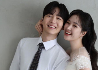스피카 나래배우 김선웅 부부된다...깜짝 결혼발표