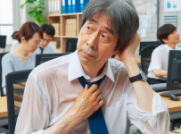 땀 냄새 때문에 창문 열고 마스크 쓰는데...운동 후 안 씻고 일하는 상사 때문에 힘들어요