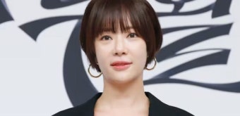 '이영돈과 이혼'으로 힘들어하던 황정음... 농구 스타와 핑크빛 열애설