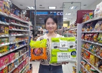 고물가 시대에 GS25가 내놓은 초가성비 라면·조미김 인기 어느 정도인가 봤더니...