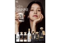 100주년 맞은 하이트진로의 일품진로... 국내 프리미엄 소주에 날개 달았다