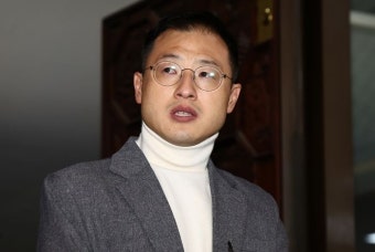김상욱 