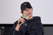 125억 쓴 영화 보고타 흥행 참패... 송중기 참았던 눈물 흘렸다