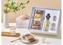 하이트진로, 서울 3대 떡집 경기떡집과 콜라보해 설 선물세트 3종 출시했다