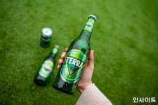 국민 소맥은 역시 테슬라... 하이트진로 테라·참이슬, 국가브랜드경쟁력지수 소주·맥주 부문 1위